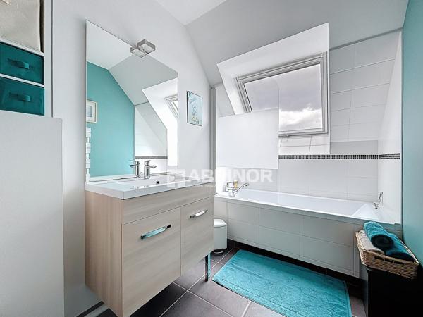 Magnifique duplex 4 chambres au dernier étage d'une résidence récente MARCQ EN BAROEUL
