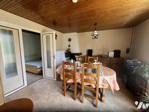 LA CHAPELLE D'ANDAINE, maison F2 avec garage et jardin