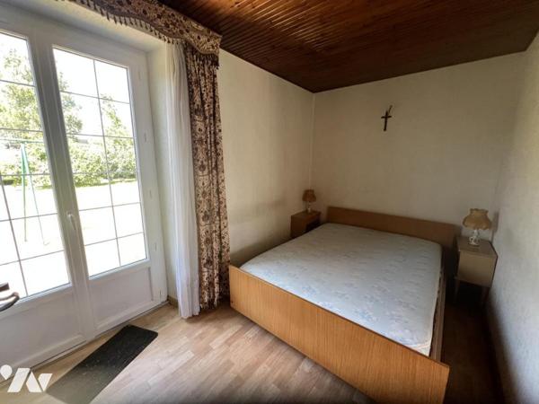 LA CHAPELLE D'ANDAINE, maison F2 avec garage et jardin