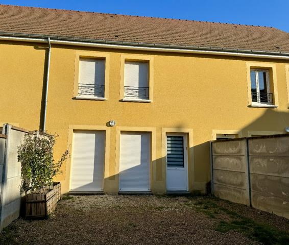 Maison récente avec jardinet et 2 chambres