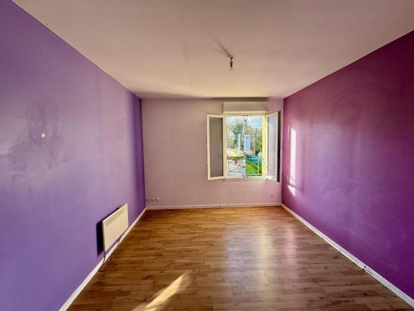 Maison récente avec jardinet et 2 chambres