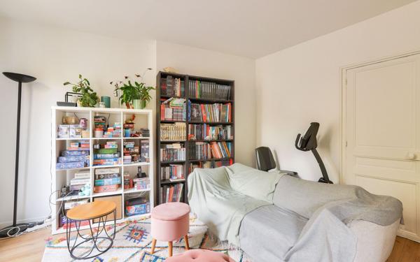 Appartement à vendre    3 pièces • 61,23 m2 Paris 17