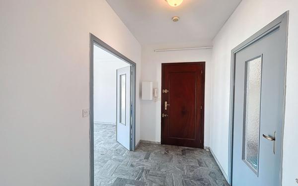Appartement à vendre    4 pièces • 100,32 m2 Ajaccio