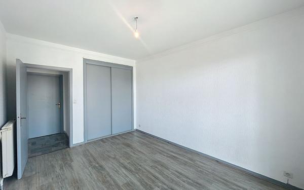 Appartement à vendre    4 pièces • 100,32 m2 Ajaccio