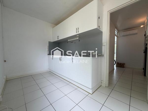 MÉRIGNAC CENTRE – T3 AVEC DEUX BALCONS, CLIMATISATION, PARKING ET CAVE