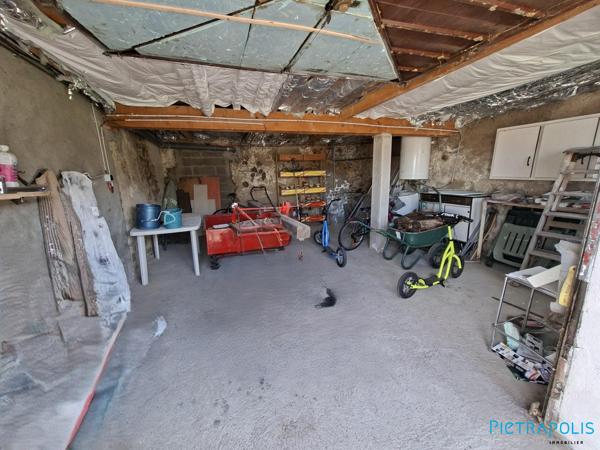 MAISON MITOYENNE 50 m² à PANISSIERES