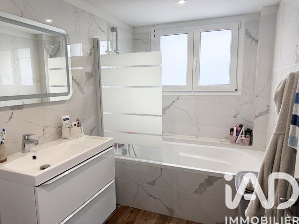 Maison à vendre 9 pièces 176 m² Châlons-en-Champagne