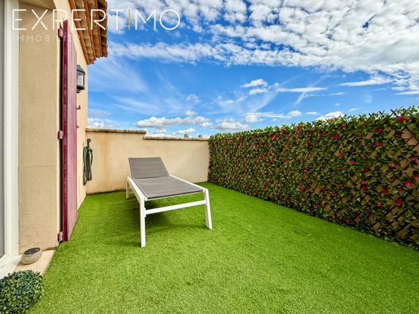 Aigues-Mortes (30220) Marina de Type T4, place de parking, garage, appontement .