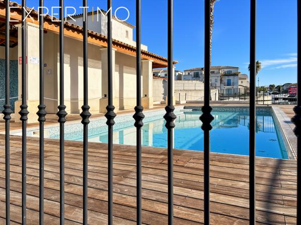 Aigues-Mortes (30220) Marina de Type T4, place de parking, garage, appontement .