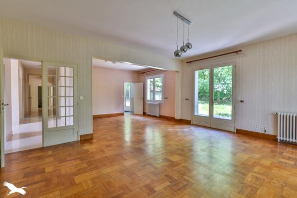 Maison à vendre 296 520 € Saint-Brice 6 p 192 m² DPE D