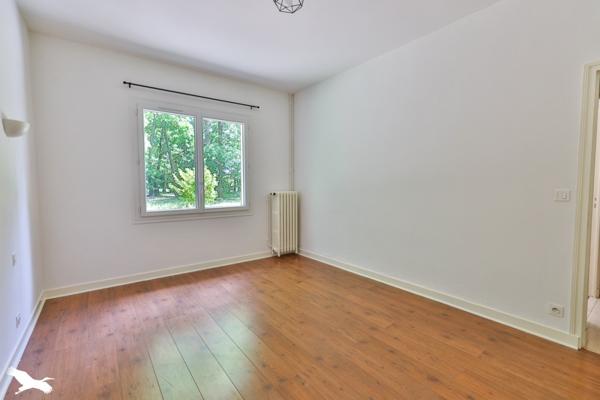 Maison à vendre 296 520 € Saint-Brice 6 p 192 m² DPE D