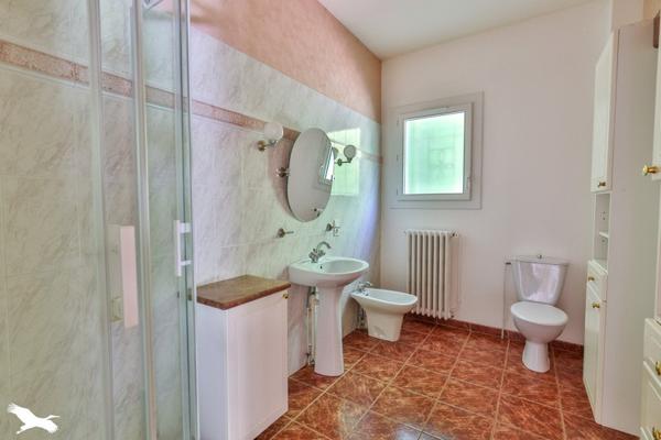Maison à vendre 296 520 € Saint-Brice 6 p 192 m² DPE D