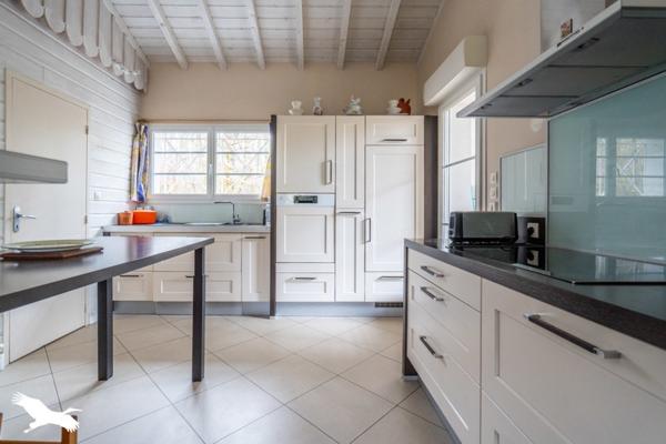 Maison à vendre |                                       Léognan |                                        4 pièces  |  125 m²