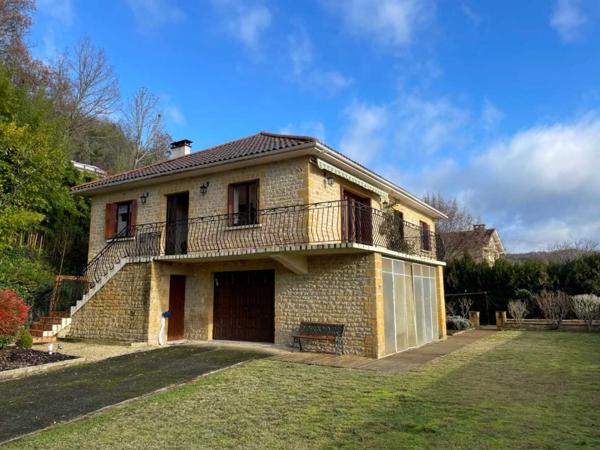 Maison contemporaine - Saint-cyprien Maison sur sous-sol avec jardin clos à proximité d'un village dynamique