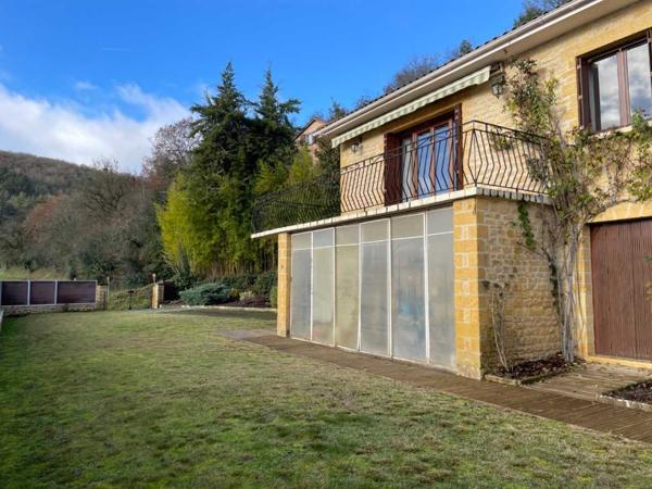 Maison contemporaine - Saint-cyprien Maison sur sous-sol avec jardin clos à proximité d'un village dynamique