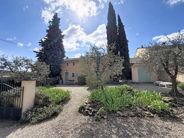 Vaison-la-Romaine (84110) A 5 Kms DE VAISON-LA-ROMAINE ENSEMBLE DE DEUX MAISONS PROVENCALES