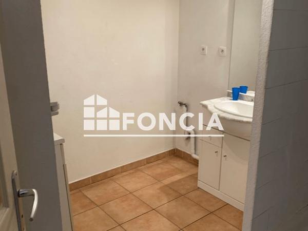 Location Appartement 2 pièces 38.32 m² - 78 AVENUE CARNOT Narbonne 11100