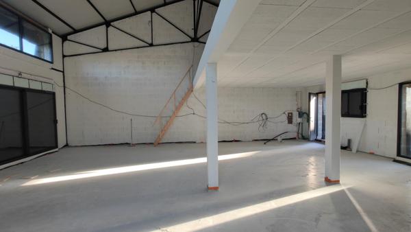 Loft brut à aménager selon vos envies !