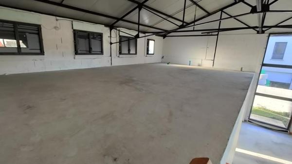 Loft brut à aménager selon vos envies !