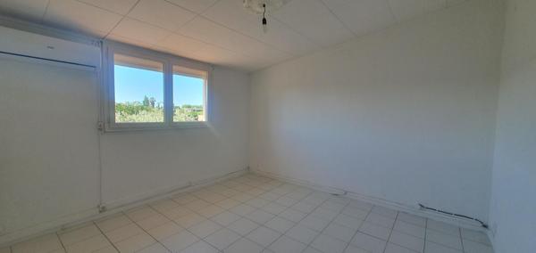 Maison 4 pièces avec jardin et garage