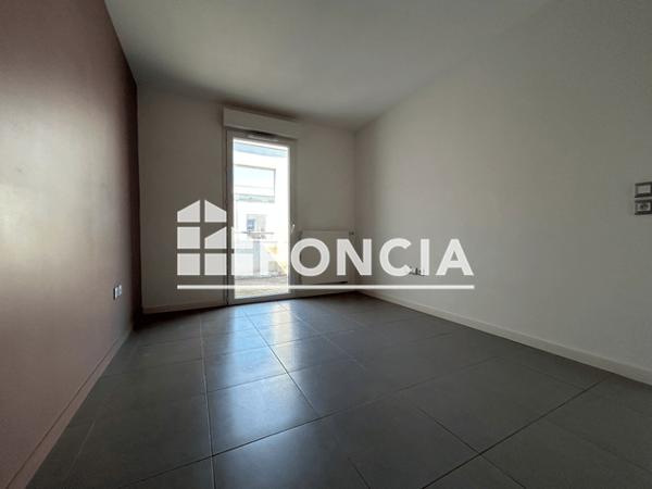 Location Appartement 2 pièces 42.5 m² - LES HAUTS DE ROMPSAY D21 - 188 AVENUE DU CIMETIERE La Rochelle 17000
