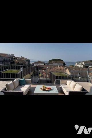 Andernos-les-Bains  Loft d'exception avec vue sur le Bassin
Idéalement situé en plein centre d...