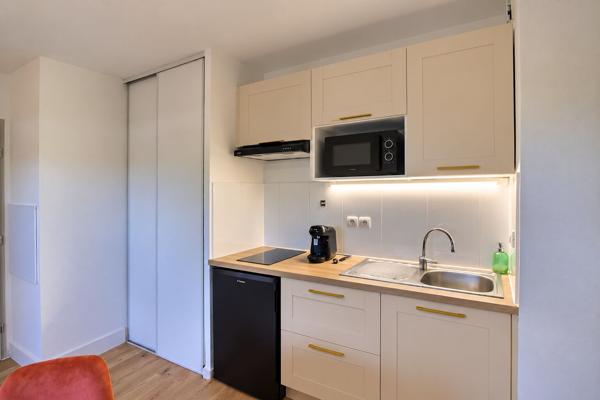 superbe T2 rez-de-jardin meublé Aucamville