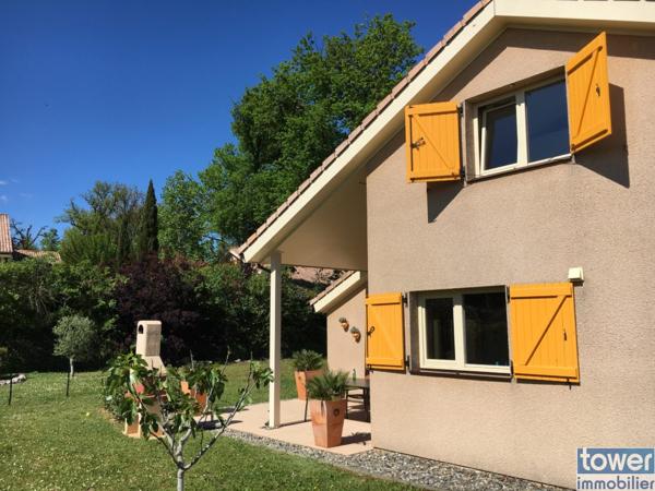 Villa
                                                                                                                                                                                                                                                                                                                        5 pièce(s)                                                                                                                                                                                                          3 chambre(s)                                                                                                                                                                                                          106  m²