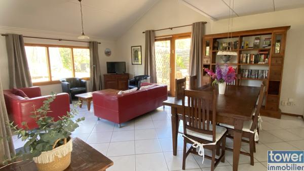 Villa
                                                                                                                                                                                                                                                                                                                        5 pièce(s)                                                                                                                                                                                                          3 chambre(s)                                                                                                                                                                                                          106  m²