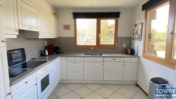 Villa
                                                                                                                                                                                                                                                                                                                        5 pièce(s)                                                                                                                                                                                                          3 chambre(s)                                                                                                                                                                                                          106  m²