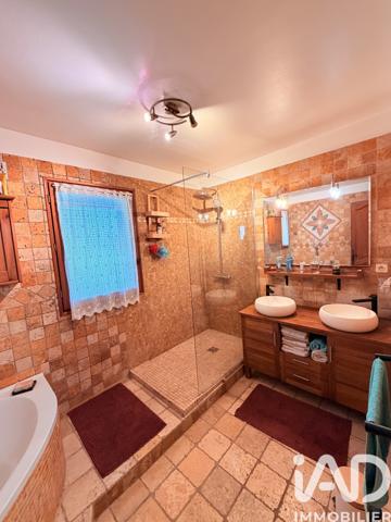 Maison à vendre 8 pièces 210 m² Solliès-Pont