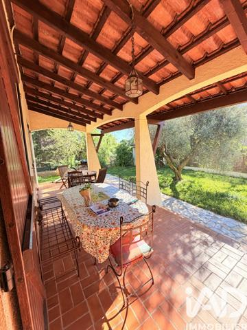Maison à vendre 8 pièces 210 m² Solliès-Pont