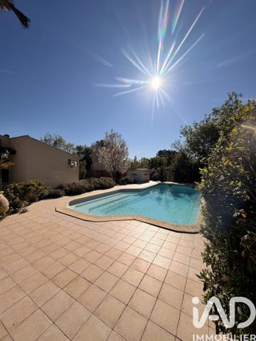 Maison à vendre 8 pièces 210 m² Solliès-Pont