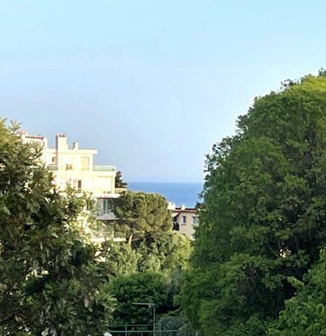 Appartement à vendre  4 pièces • 96 m2 Nice