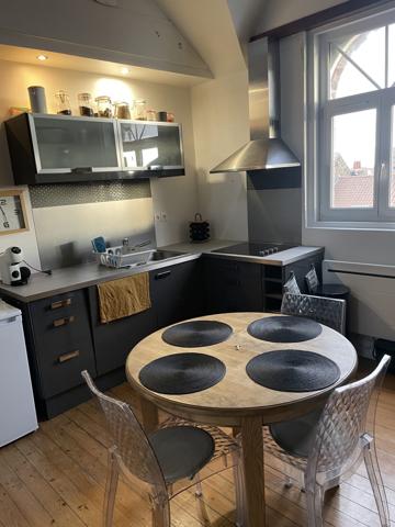 T2 MEUBLE EN DUPLEX avec GARAGE