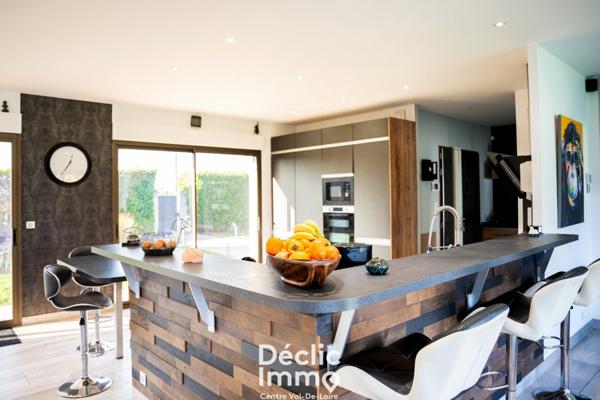 Vente maison Saint cyr sur loire, 317m² 7 pièces 1 131 970€ avec piscine