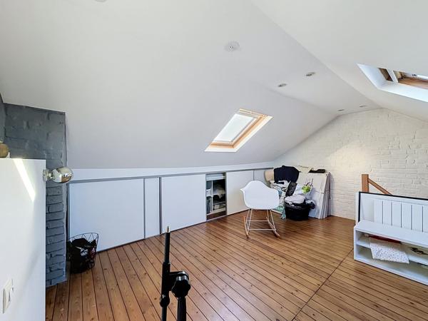SUPERBE MAISON DE VILLE SANS TRAVAUX – SÉJOUR 41M² & EXTÉRIEUR SANS VIS-À-VIS (ROUBAIX)