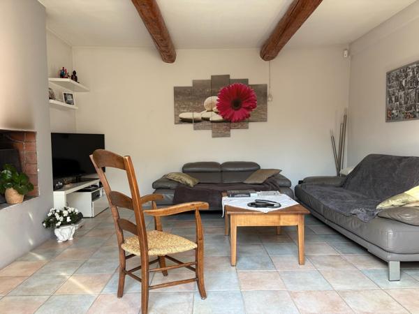 Mas de ville rénové avec goût