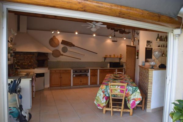 Mas de ville rénové avec goût