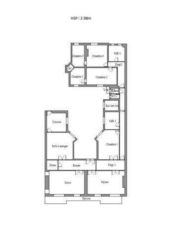 Dernier étage noble avec large balcon filant et vues dégagées sur les monuments de Paris.