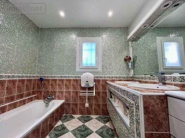 Maison individuelle à vendre à Valensole dans les Alpes-de-Haute-Provence (04210), ref : 025/1928 Maison individuelle à vendre à Valensole dans les Alpes-de-Haute-Provence (04210), ref : 025/1928 Maison individuelle à vendre à Valensole dans les Alpes-de-Haute-Provence (04210), ref : 025/1928