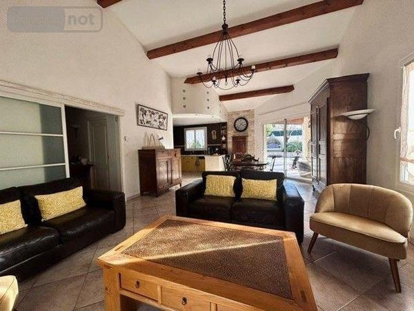 Maison individuelle à vendre à Valensole dans les Alpes-de-Haute-Provence (04210), ref : 025/1928 Maison individuelle à vendre à Valensole dans les Alpes-de-Haute-Provence (04210), ref : 025/1928 Maison individuelle à vendre à Valensole dans les Alpes-de-Haute-Provence (04210), ref : 025/1928