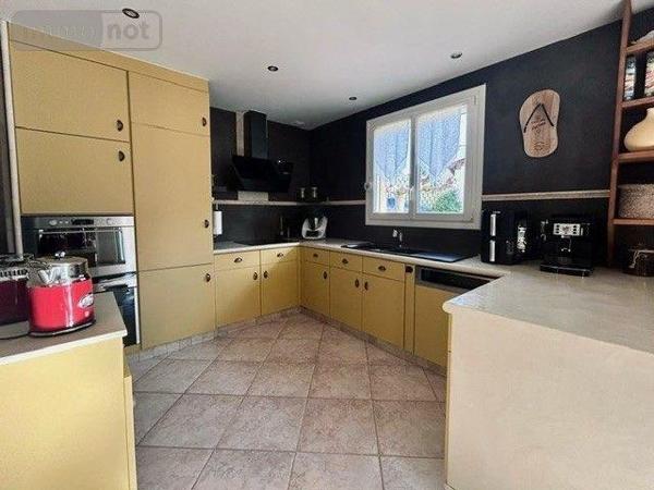 Maison individuelle à vendre à Valensole dans les Alpes-de-Haute-Provence (04210), ref : 025/1928 Maison individuelle à vendre à Valensole dans les Alpes-de-Haute-Provence (04210), ref : 025/1928 Maison individuelle à vendre à Valensole dans les Alpes-de-Haute-Provence (04210), ref : 025/1928