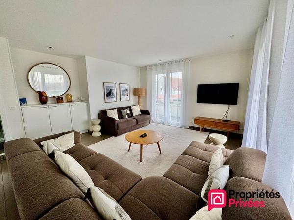 Votre agence "Propriétés-Privées" vous propose :