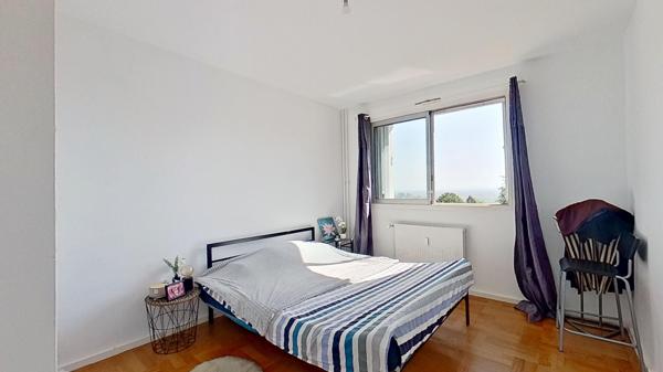 Appartement
         3 pièces
        - 75 m² Exclusivité 245 000 € *