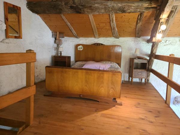 Maison de charme et grange partiellement aménagée