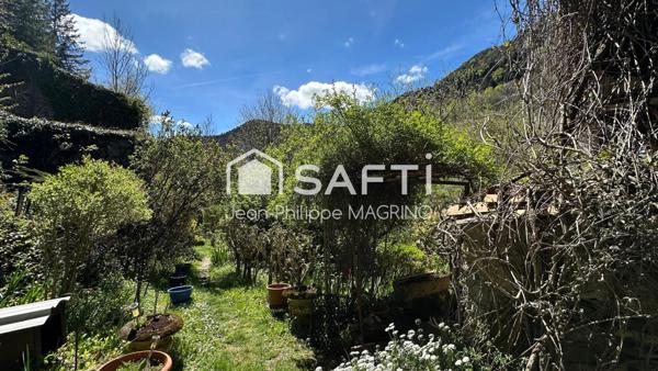 MAISON DE CARACTÈRE – 300 M² – CADRE NATUREL EXCEPTIONNEL – FORÊT DE BÉLESTA