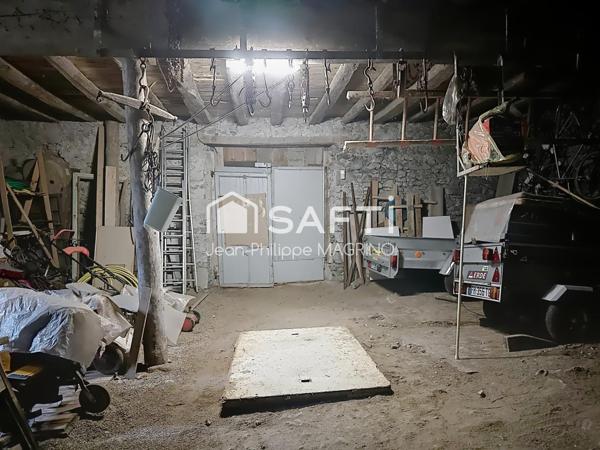 MAISON DE CARACTÈRE – 300 M² – CADRE NATUREL EXCEPTIONNEL – FORÊT DE BÉLESTA