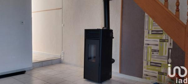 Building for sale 239 m² Éteignières