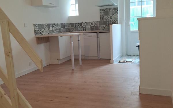 Maison à louer    2 pièces •  Mornac-sur-Seudre